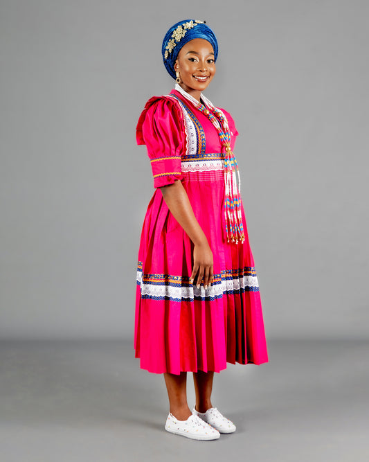Mogoshadi Pleated Bridal Dress in Pink