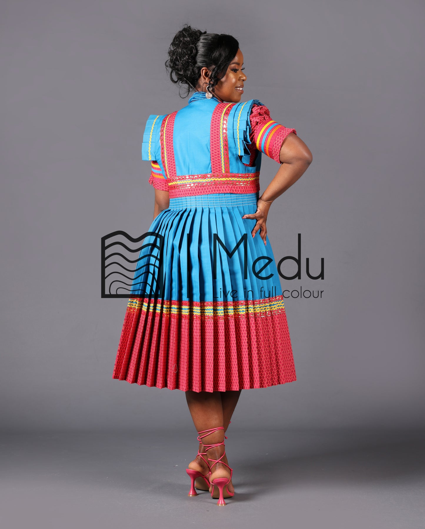 Manoko Bridal Set in Pink and Turquoise