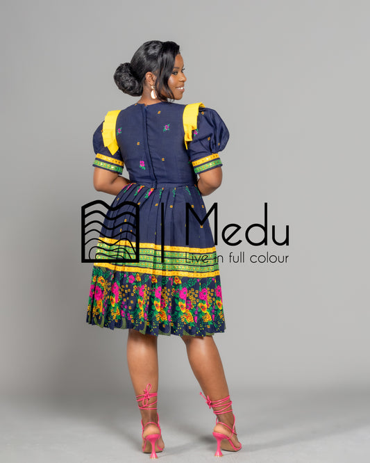 Vutomi Pleated Dress in Navy Blue
