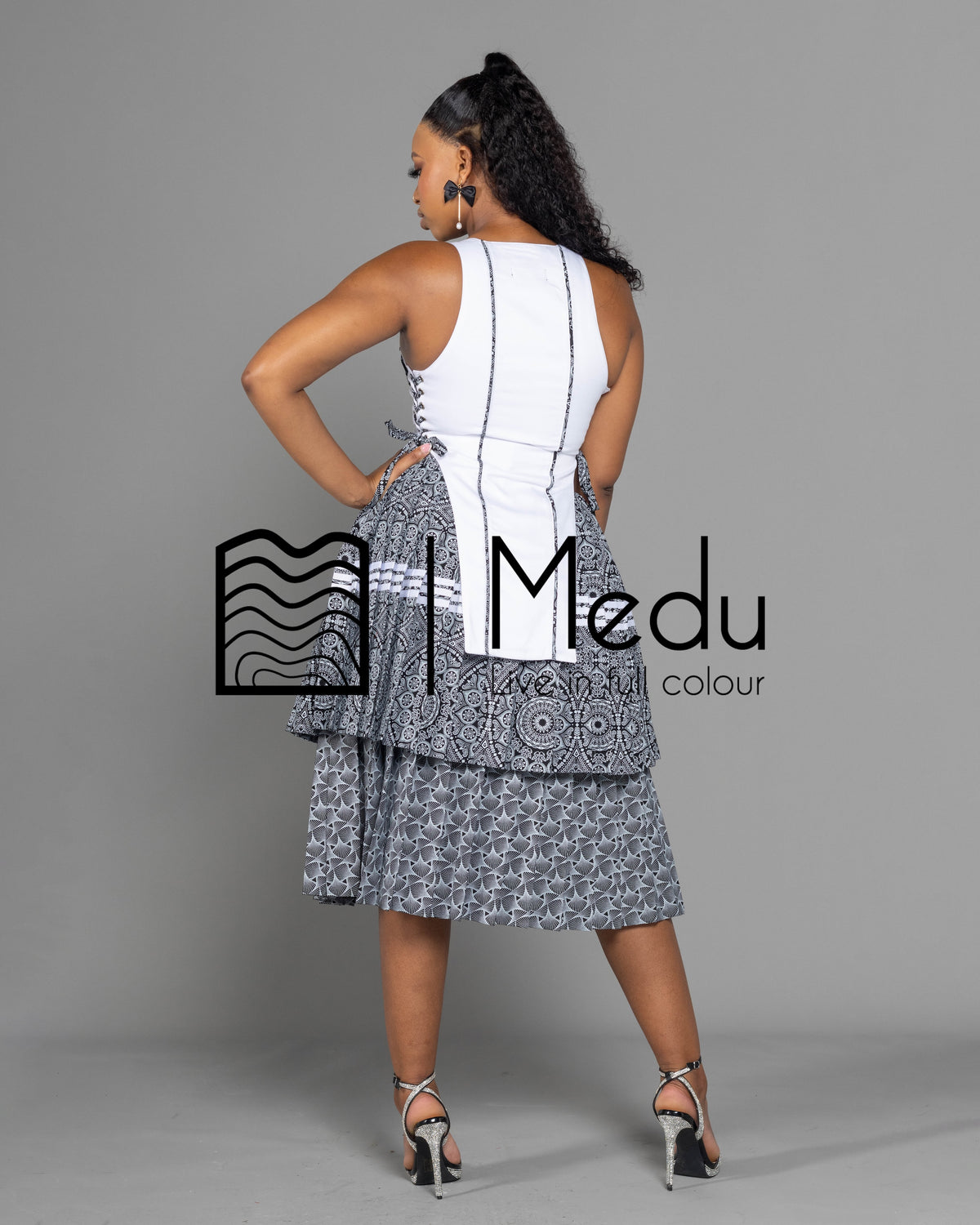 Motheo Bespoke Set White