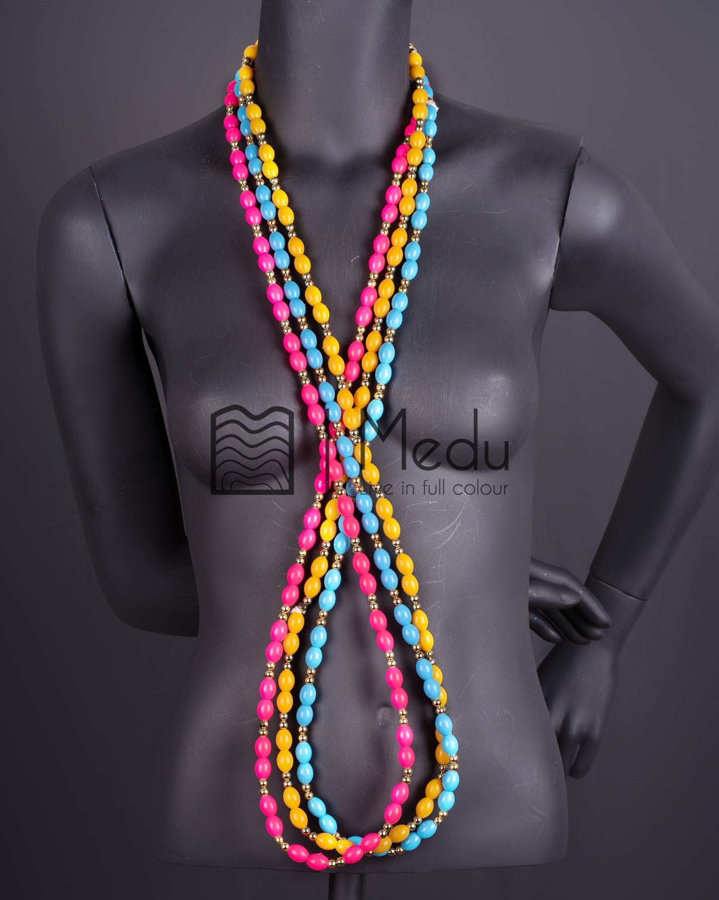 Single line Beads Trimmed with Gold