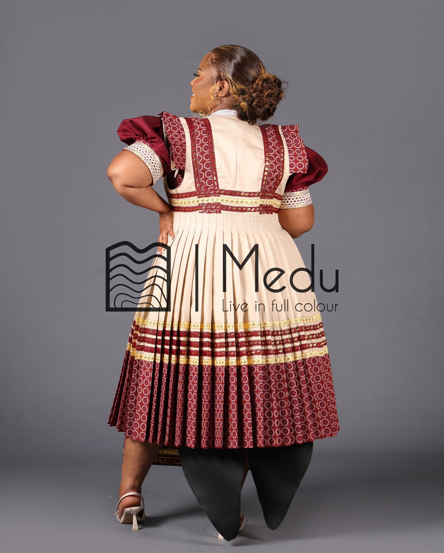 Ntsoaki Luxe Bridal Set in Maroon