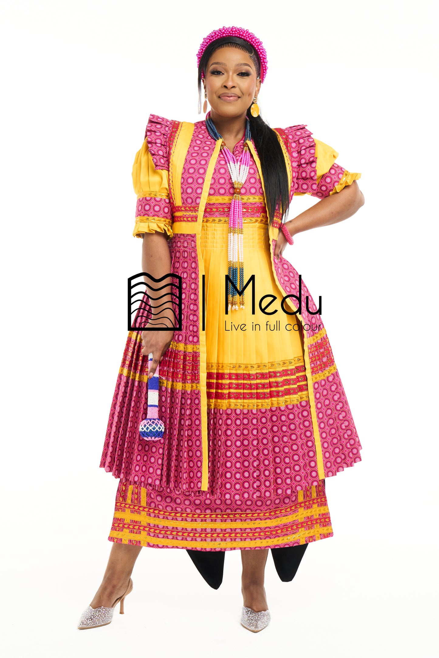 Mologadi Bridal Set in Medu Pink