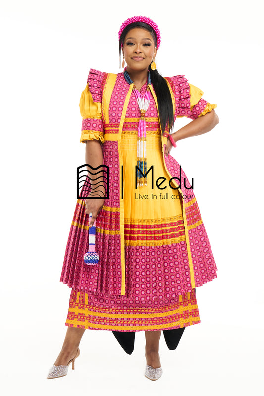 Mologadi Bridal Set in Medu Pink