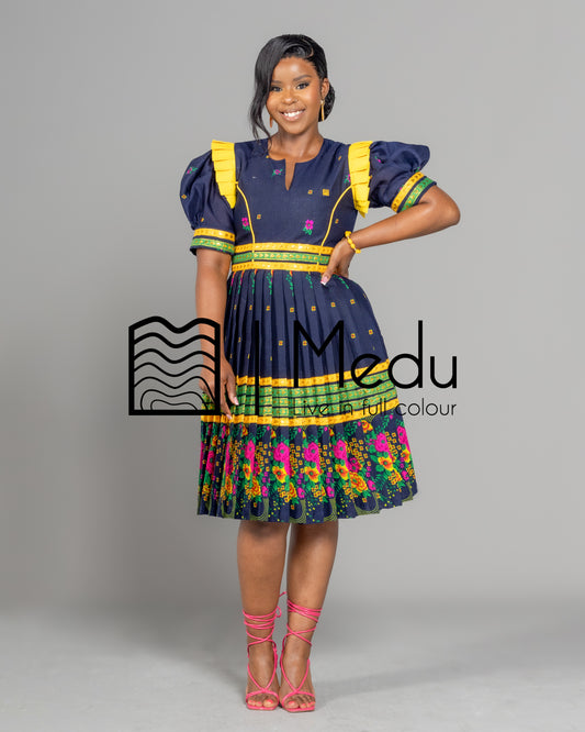Vutomi Pleated Dress in Navy Blue