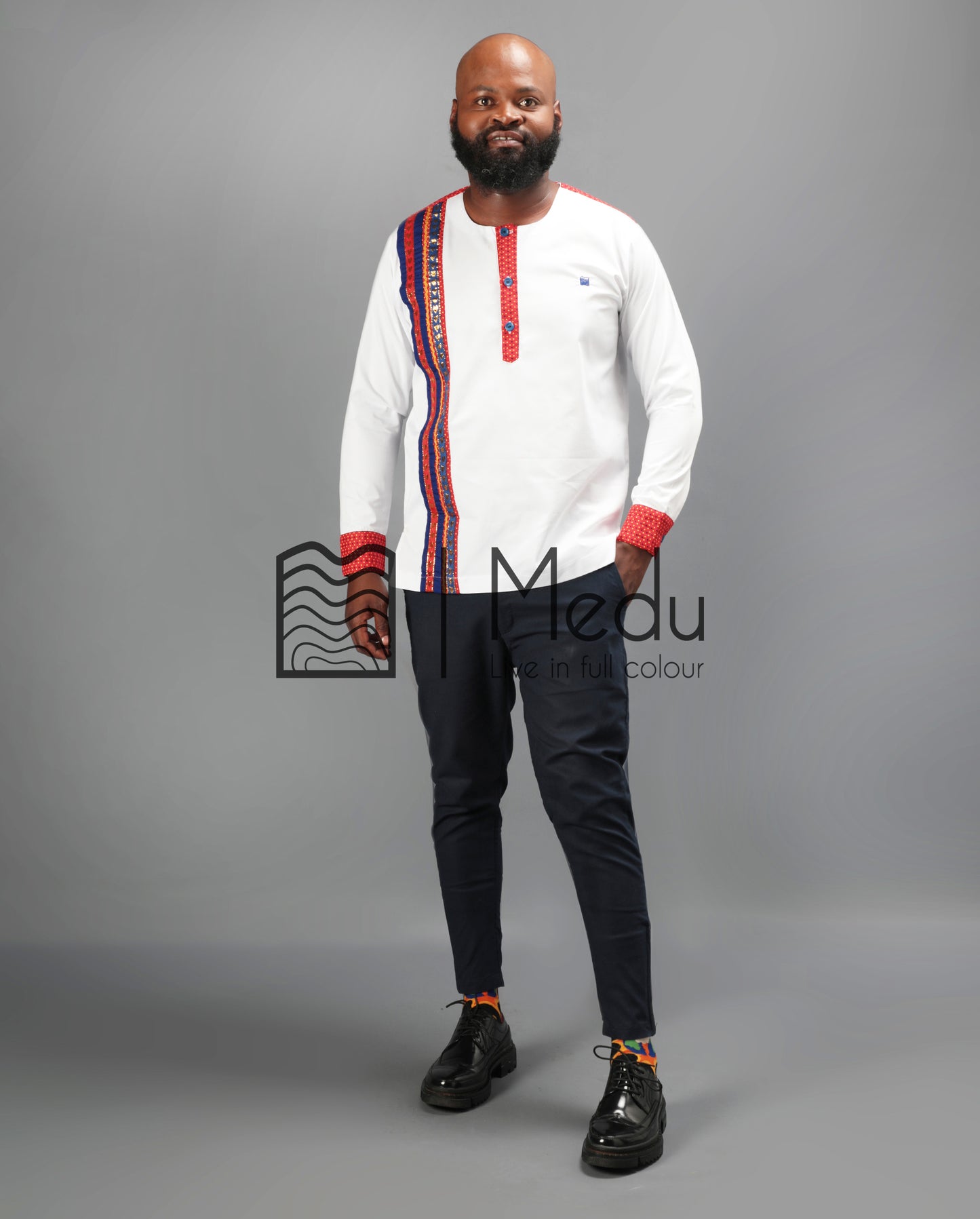 Nape Long Sleeve Shirt in White Trimmed with Red