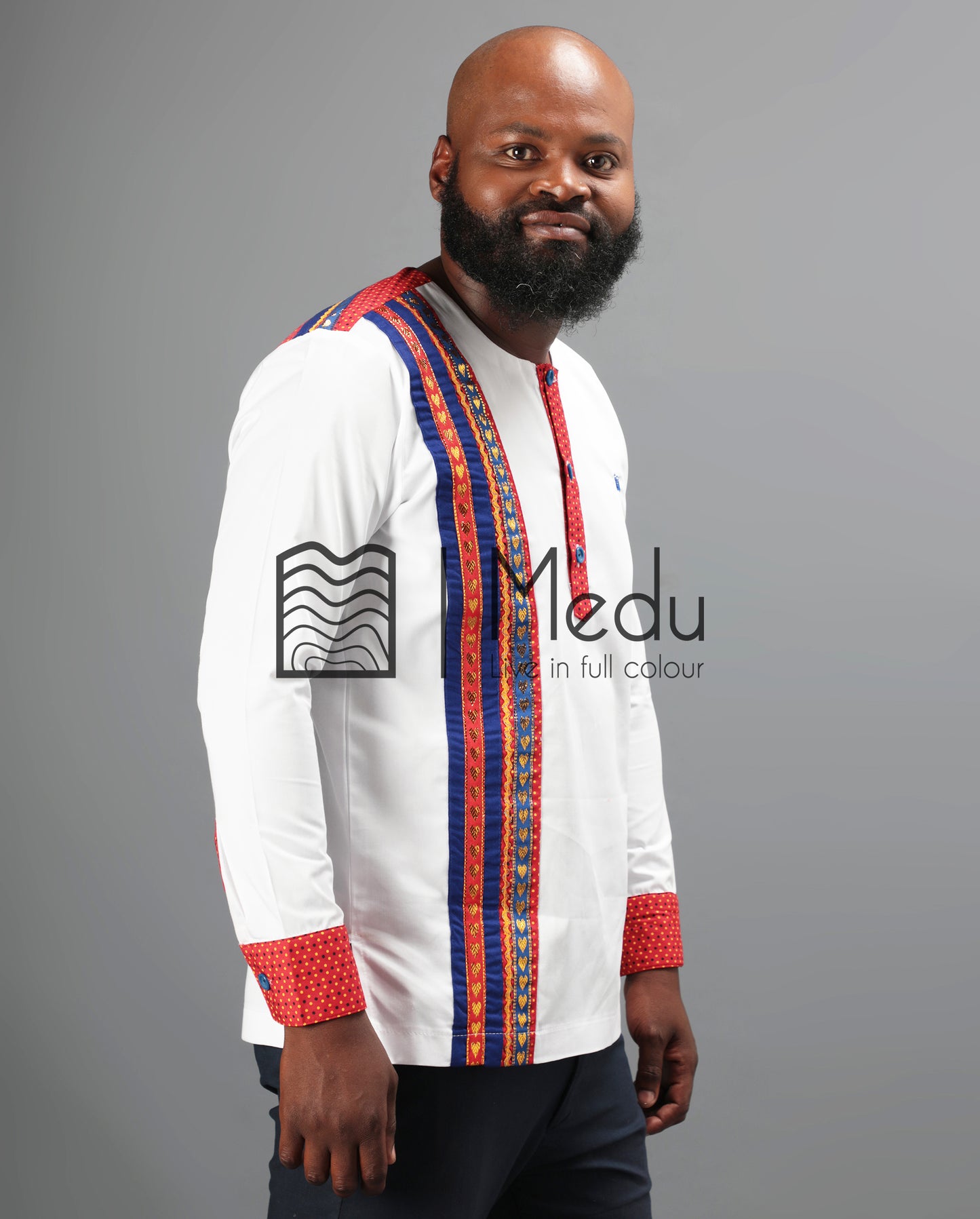 Nape Long Sleeve Shirt in White Trimmed with Red