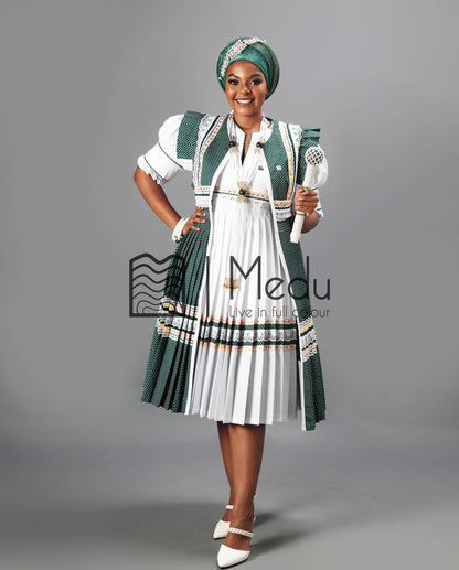 Mogoshadi Pleated Bridal Dress Set in White & Green