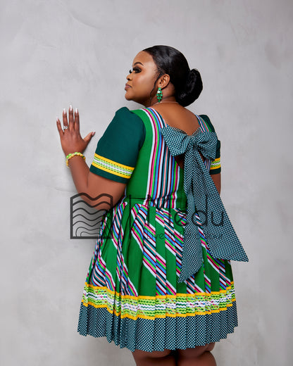 Mufunwa Giant Bow Mini Dress Bottle Green (Sleeves)