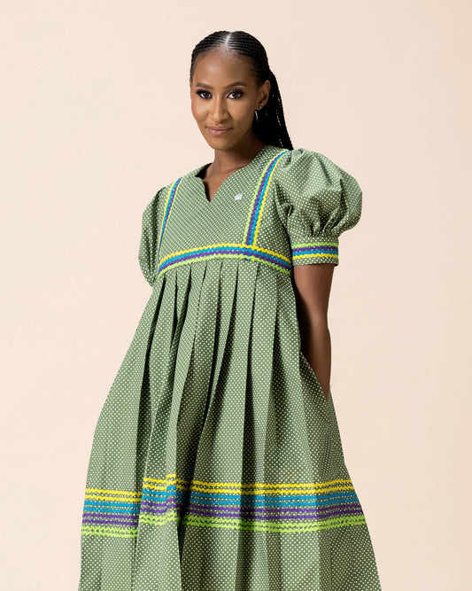 Kwena Pleated Yele Dress In Green