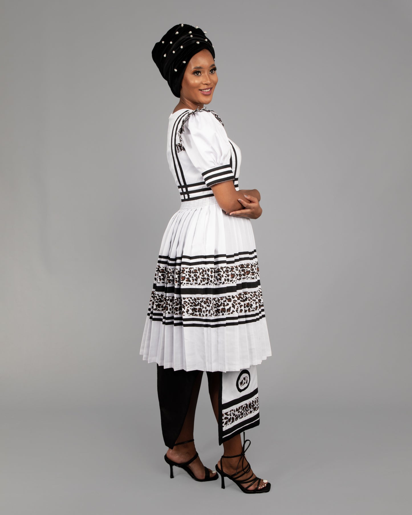 Manaka Bespoke Bridal Set in White