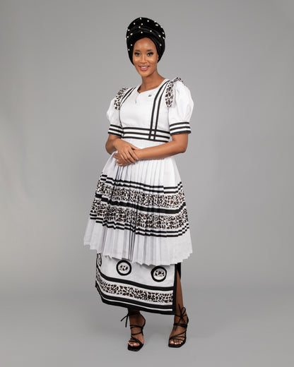 Manaka Bespoke Bridal Set in White